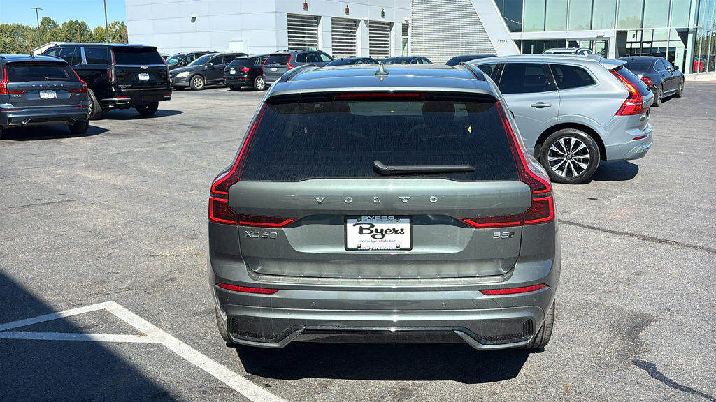 New 2027 Volvo XC60 B5 Plus AWD/4WD image 29