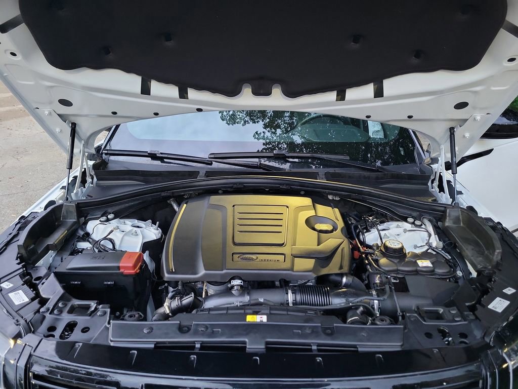 Used 2025 Land Rover Range Rover Velar Dynamic SE AWD/4WD image 38