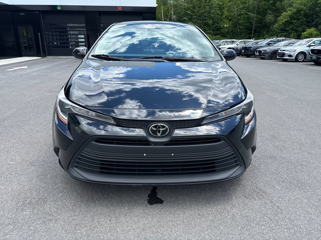 Used 2023 Toyota Corolla LE FWD image 8