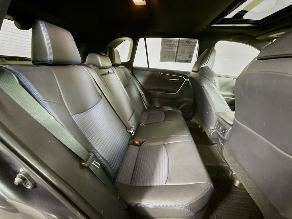 Used 2019 Toyota RAV4 XSE image 28