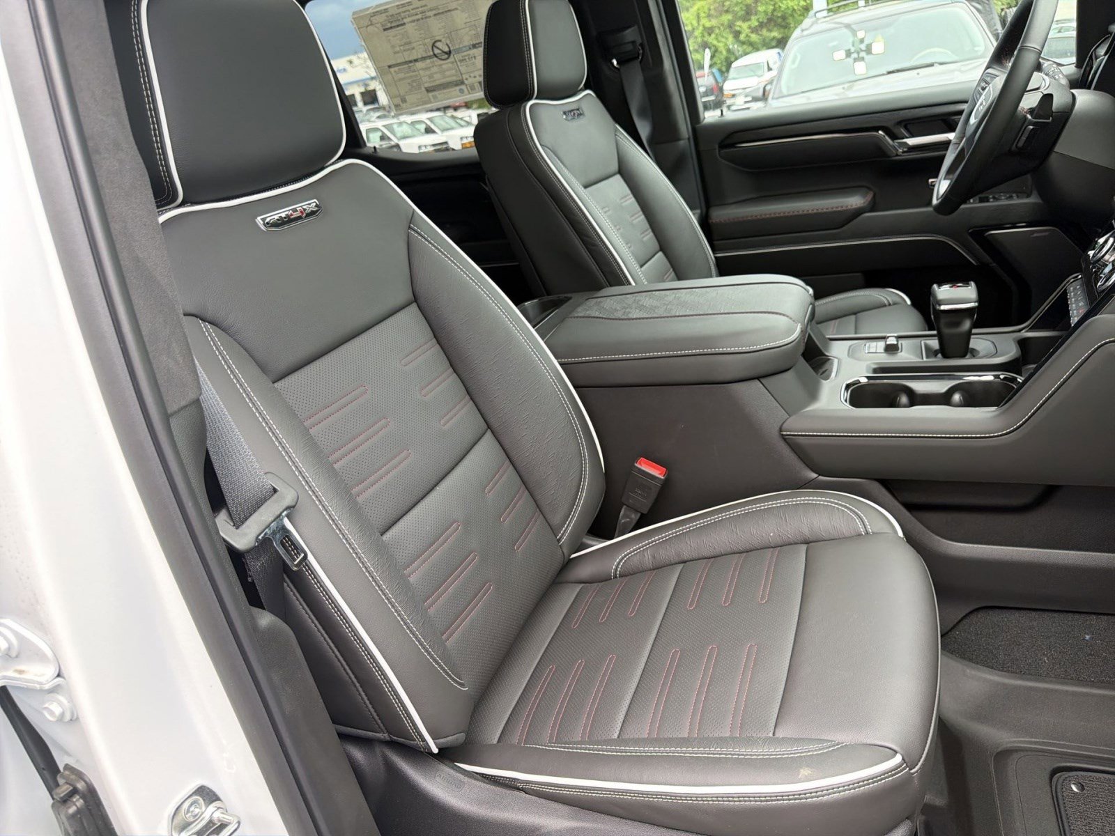 New 2026 GMC Sierra 1500 AT4X AWD/4WD image 24