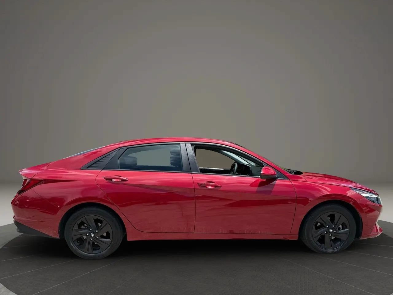 Used 2021 Hyundai Elantra SEL FWD image 8