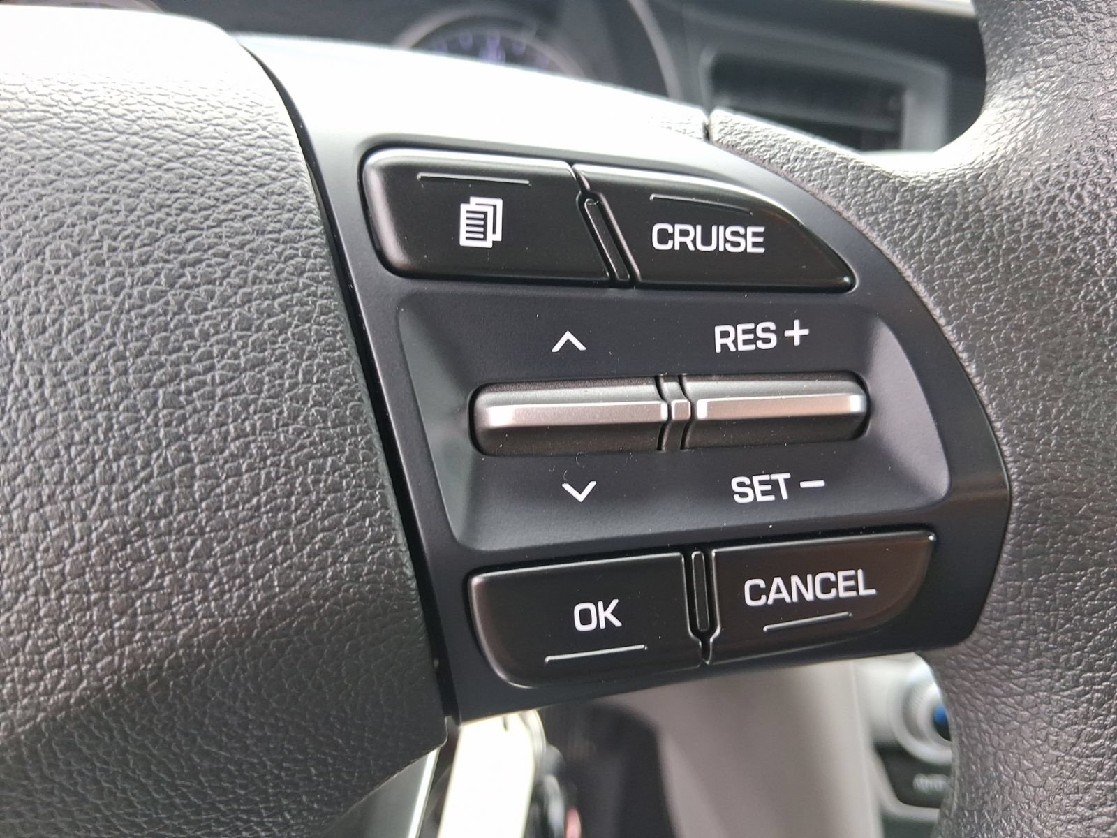 Used 2020 Hyundai Elantra SE FWD image 20