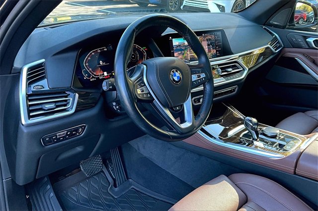 Used 2019 BMW X5 xDrive40i w/ Executive Package image 17