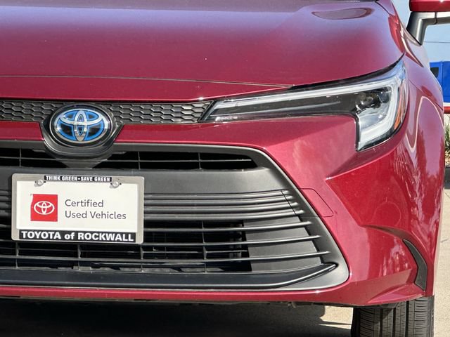 Certified 2025 Toyota Corolla LE FWD image 8