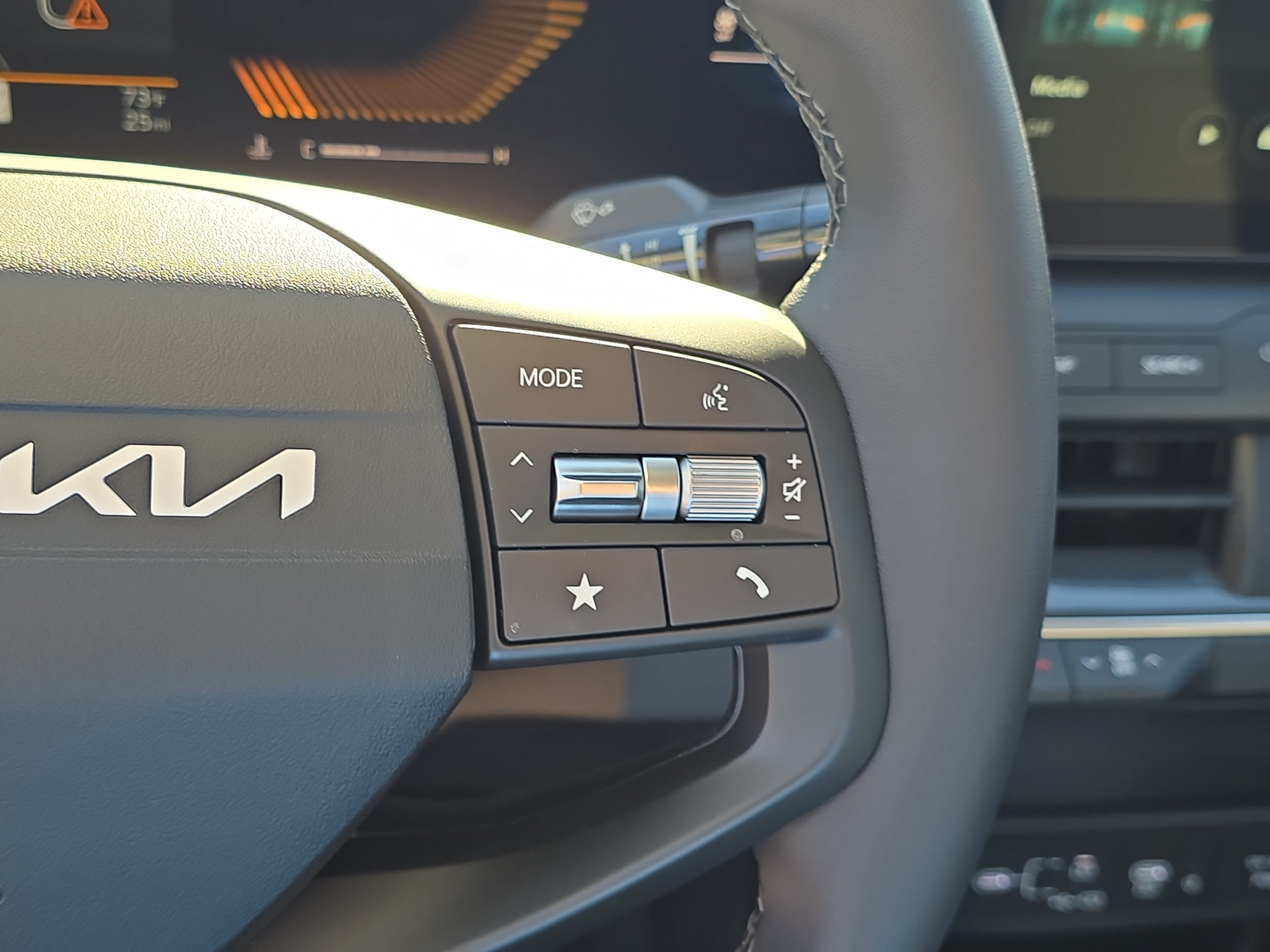 New 2026 Kia K4 EX FWD image 30
