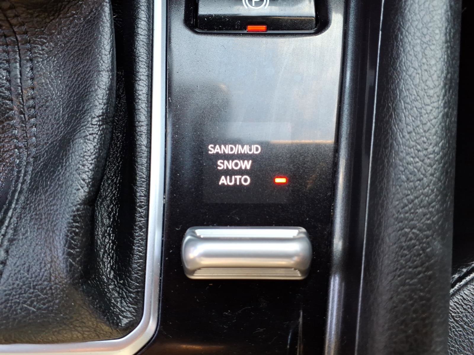 Certified 2023 Jeep Compass Latitude image 18