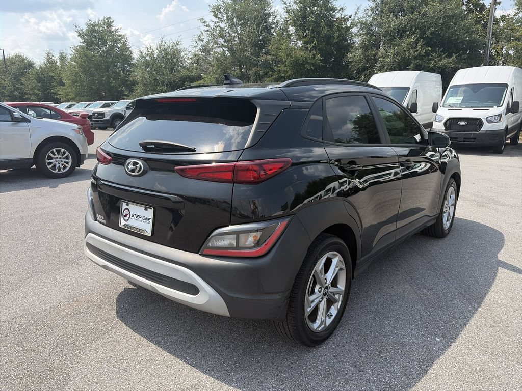 Used 2023 Hyundai Kona SEL FWD image 7