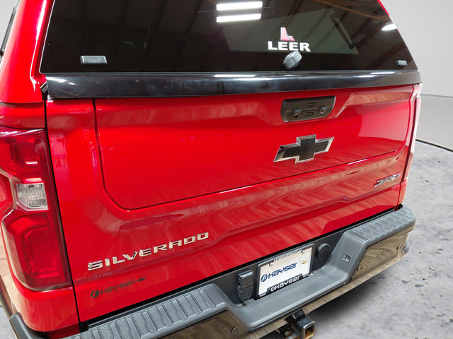 Used 2024 Chevrolet Silverado 1500 ZR2 w/ Technology Package AWD/4WD image 19