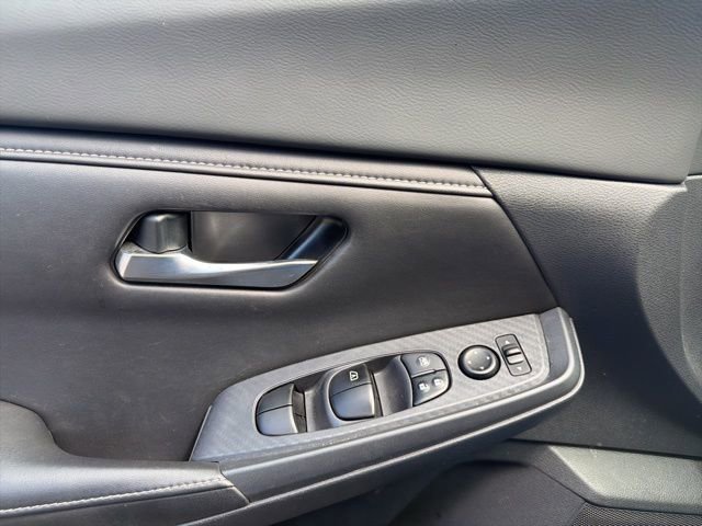 Used 2022 Nissan Sentra SV FWD image 10