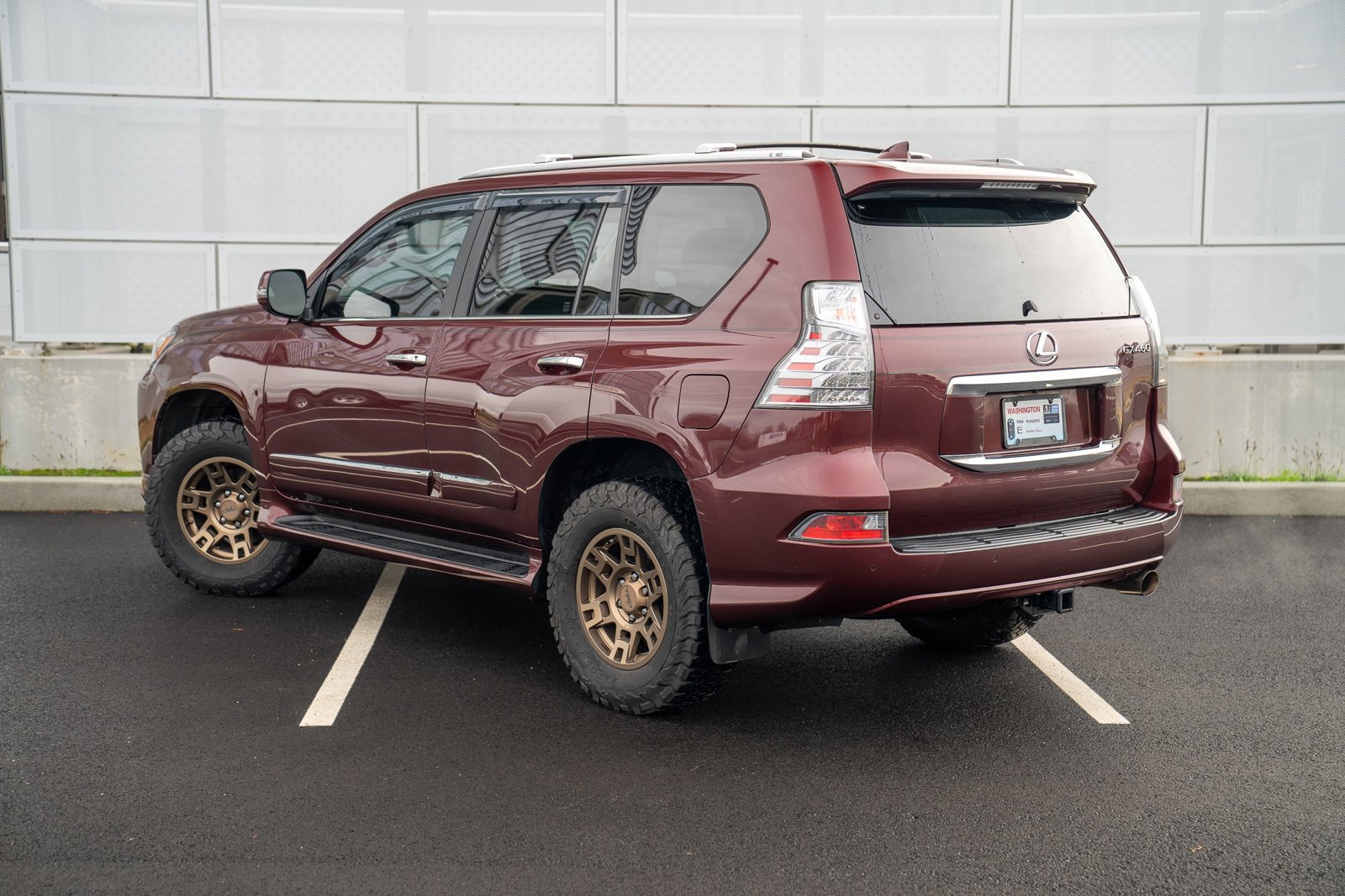 Used 2018 Lexus GX 460 image 3