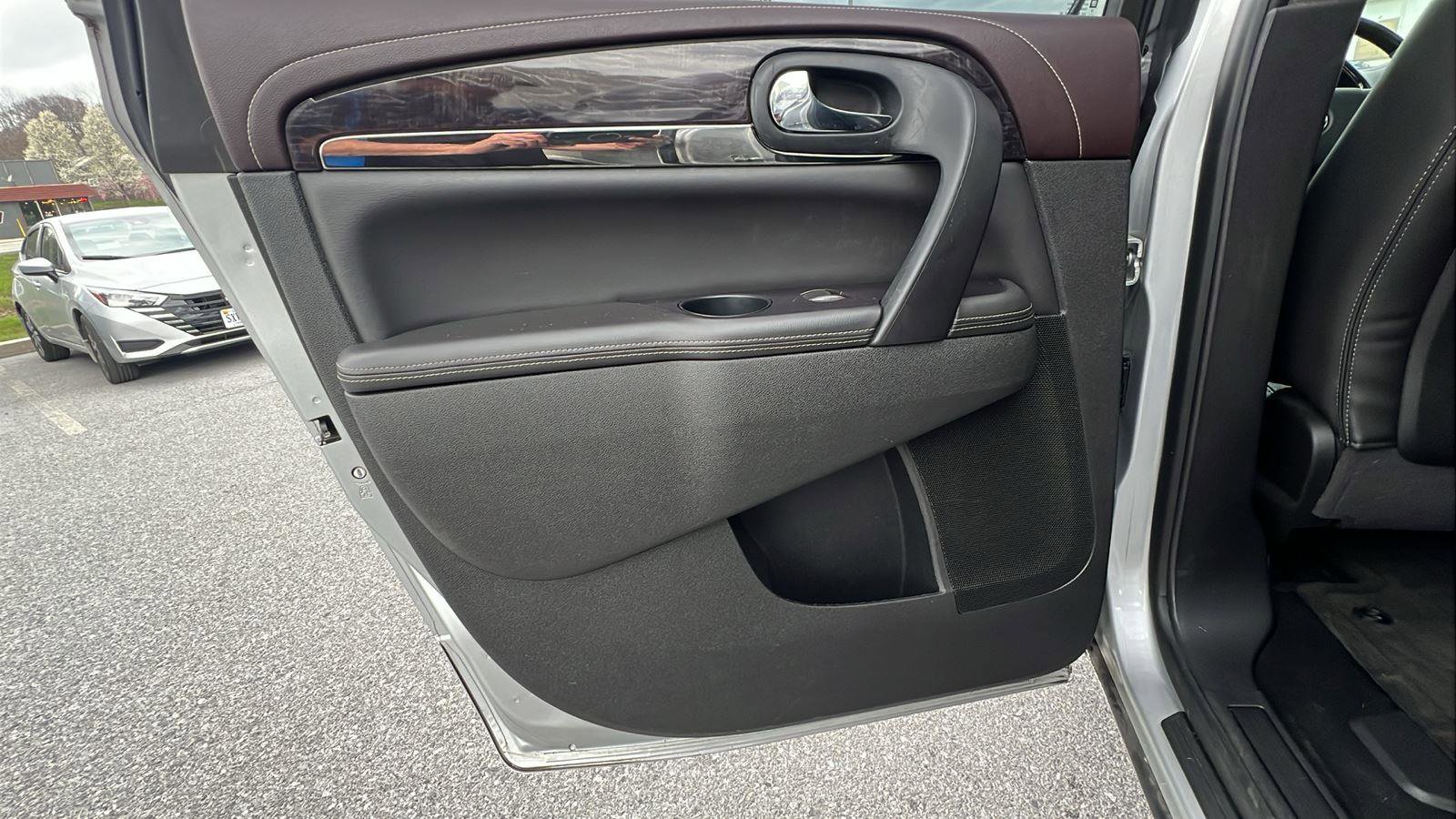 Used 2016 Buick Enclave Premium w/ Experience Buick Package image 18