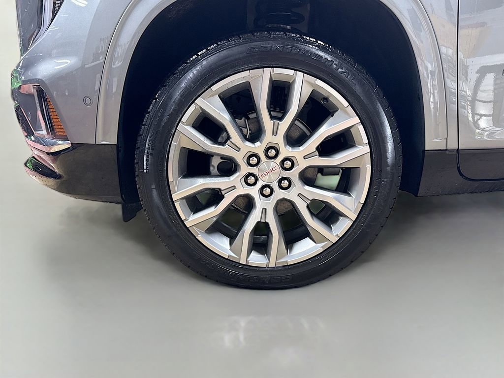 New 2026 GMC Acadia Denali w/ Super Cruise Package