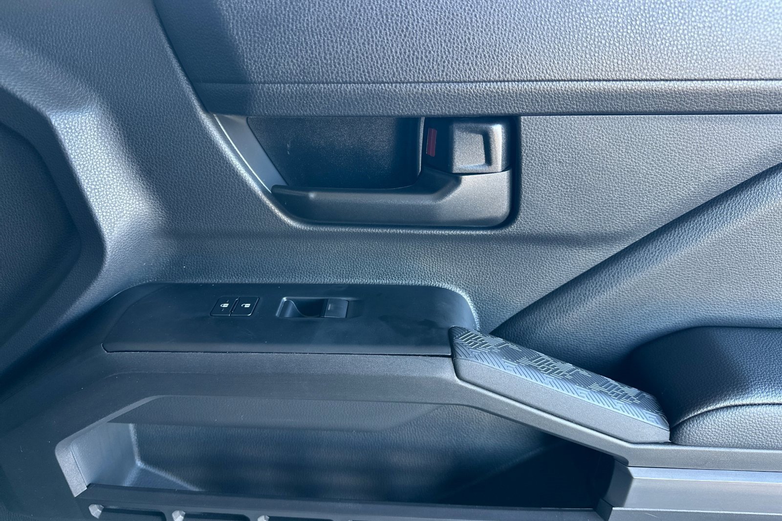 New 2026 Toyota Tacoma SR5 image 18