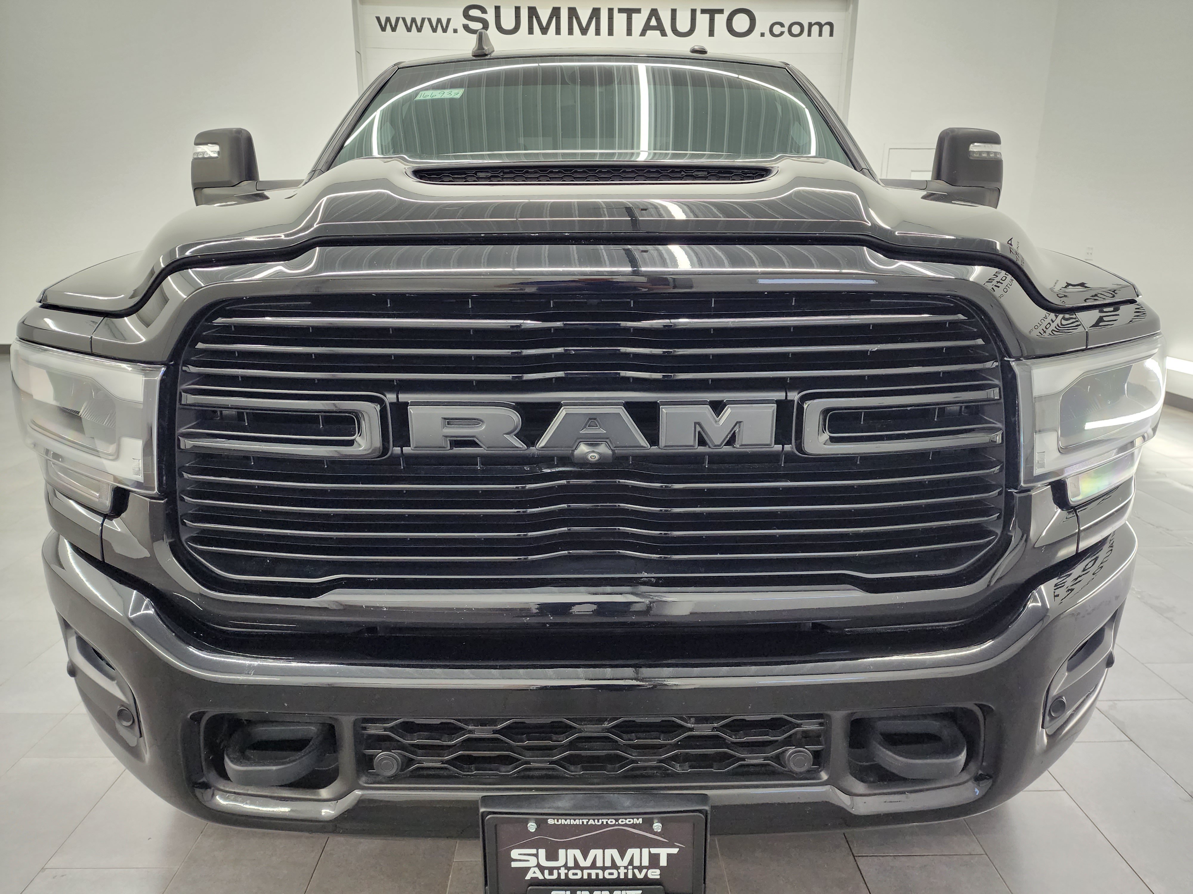 Used 2023 RAM 2500 Laramie AWD/4WD image 27