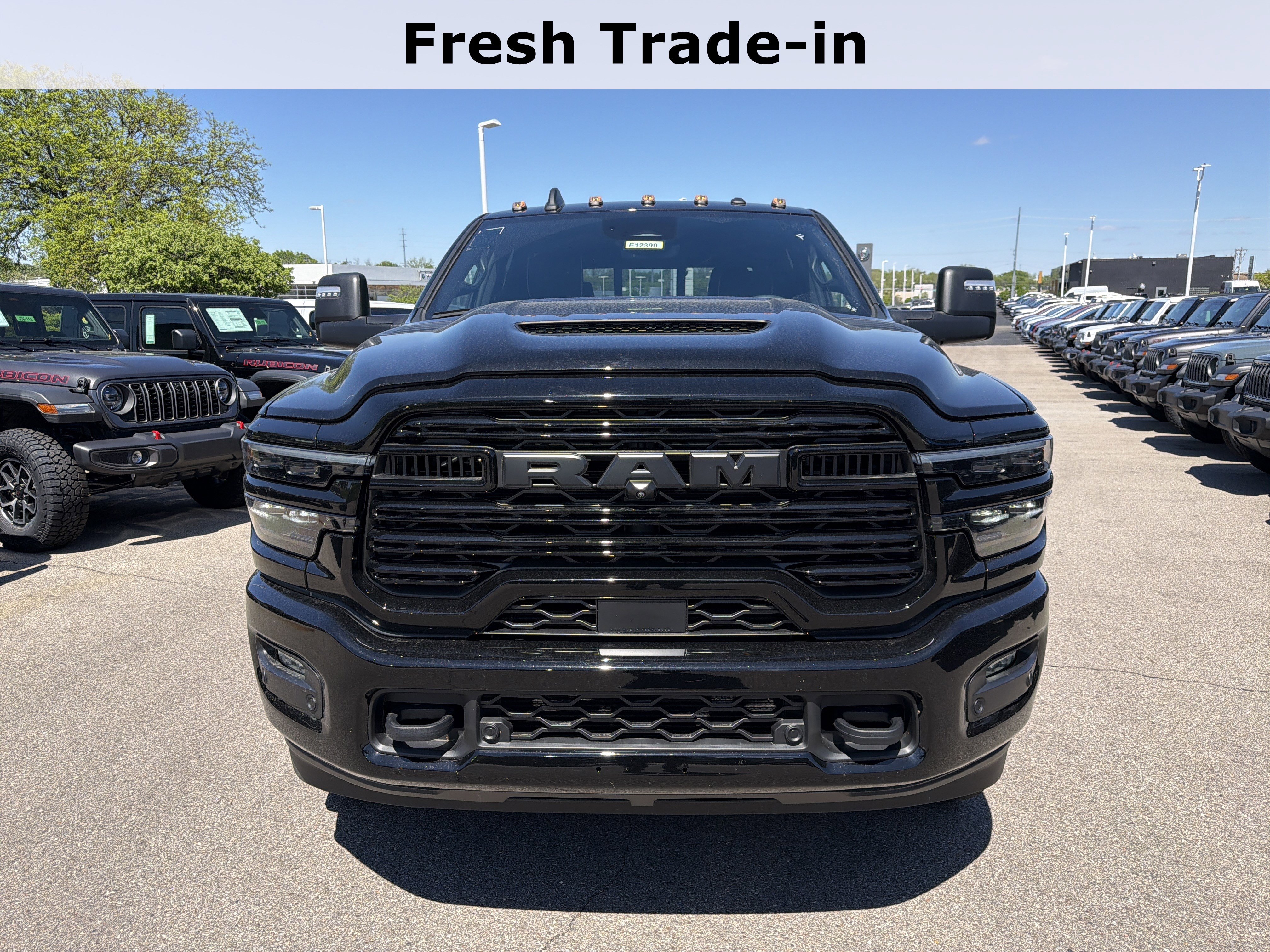 Used 2025 RAM 2500 Laramie AWD/4WD image 3
