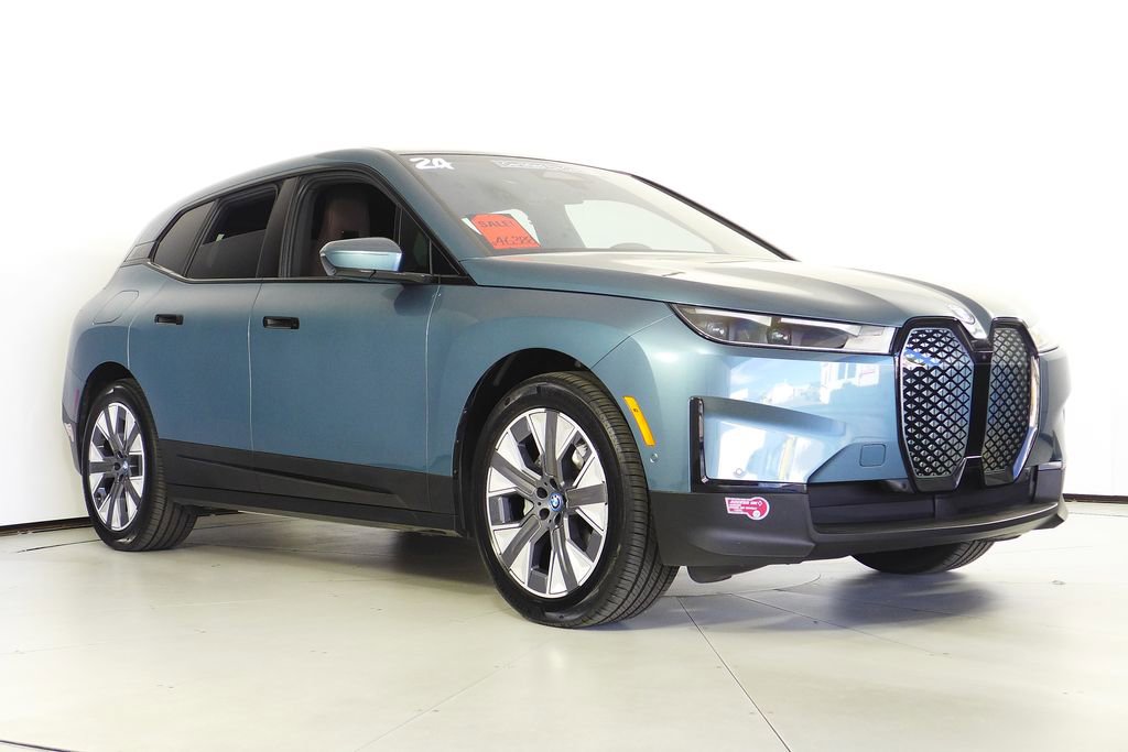 Certified 2024 BMW iX xDrive50 w/ Convenience Package image 4