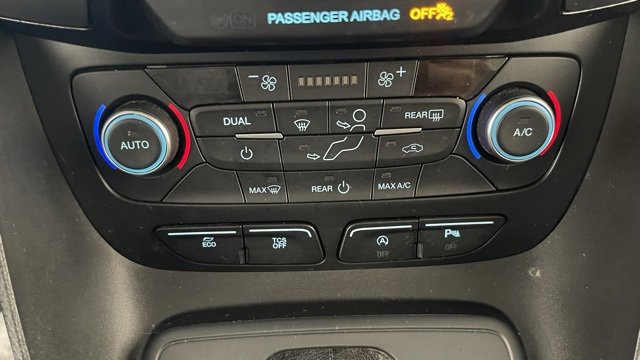 Used 2020 Ford Transit Connect XLT image 41