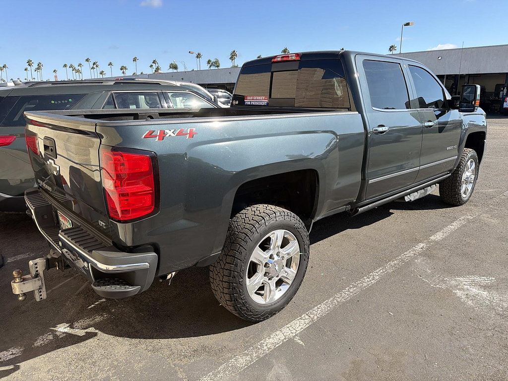 Used 2019 Chevrolet Silverado 2500 LTZ w/ Duramax Plus Package AWD/4WD image 4