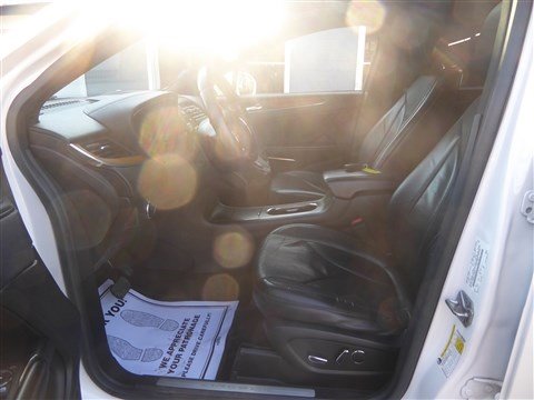 Used 2017 Lincoln MKC Reserve w/ Lincoln MKC Climate Package image 11