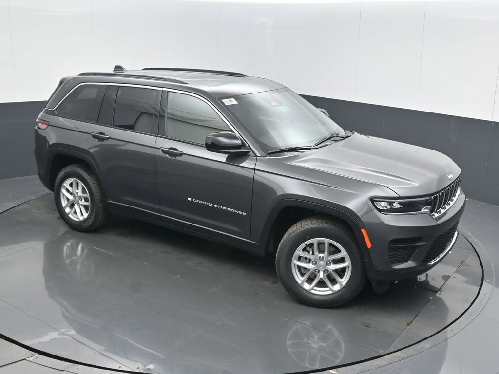 New 2026 Jeep Grand Cherokee Laredo image 30