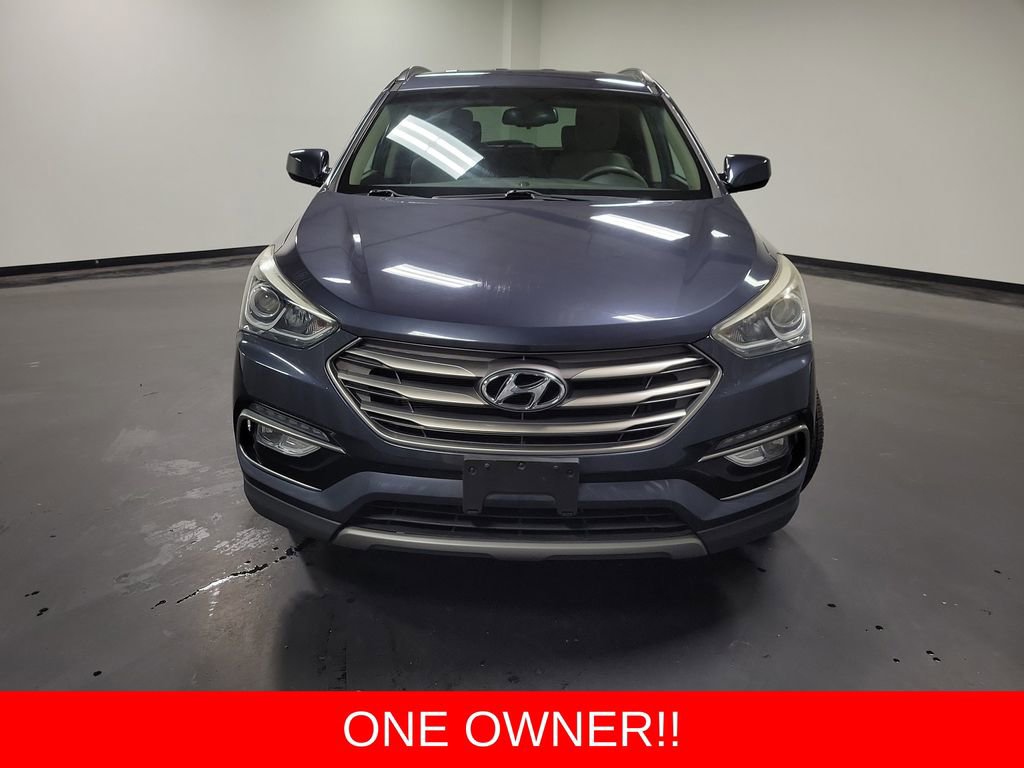 Used 2017 Hyundai Santa Fe Sport image 2