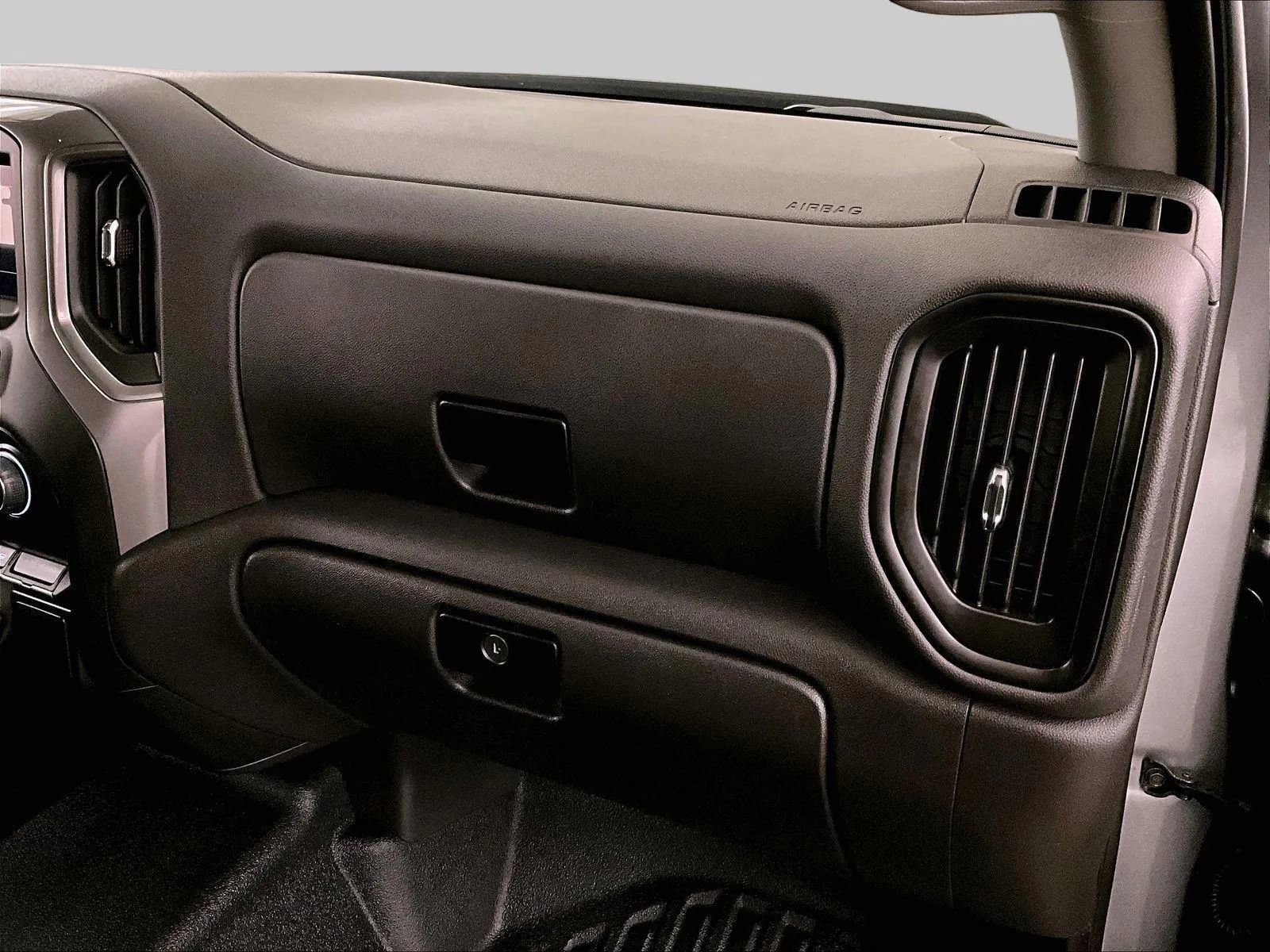 Used 2026 Chevrolet Silverado 1500 W/T w/ WT Convenience Package RWD image 15