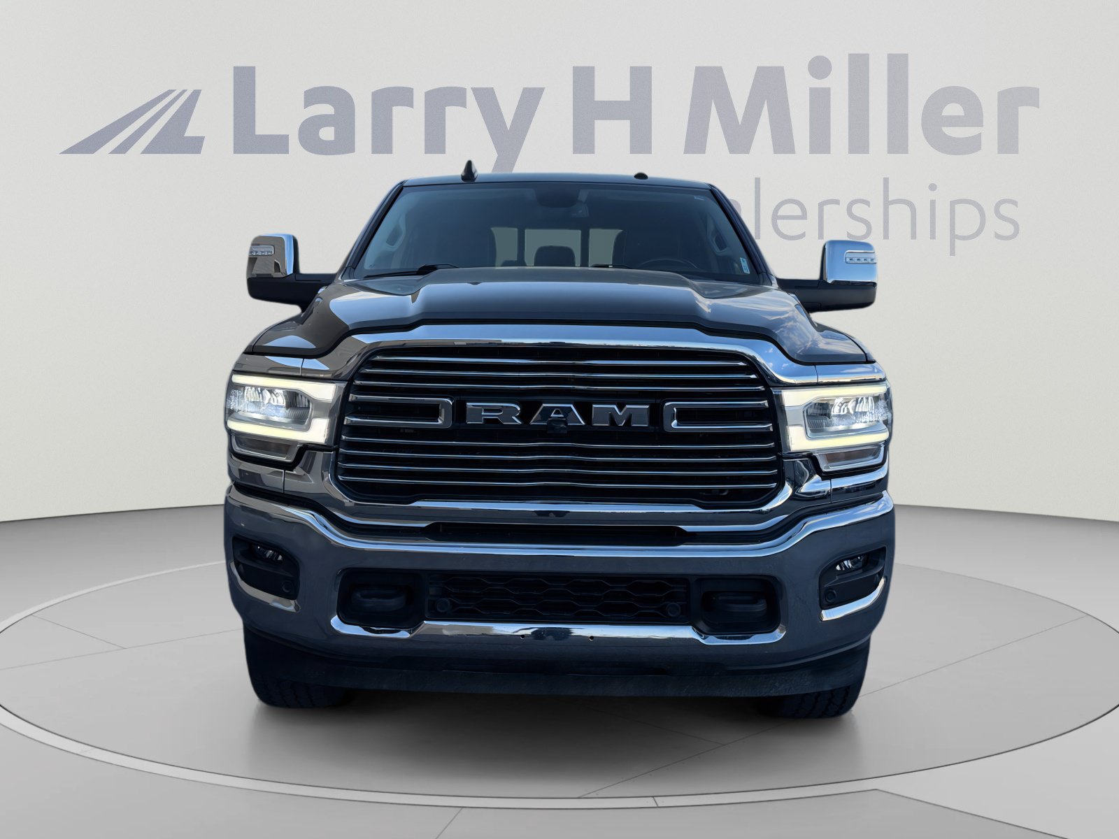 Used 2024 RAM 2500 Laramie AWD/4WD image 8
