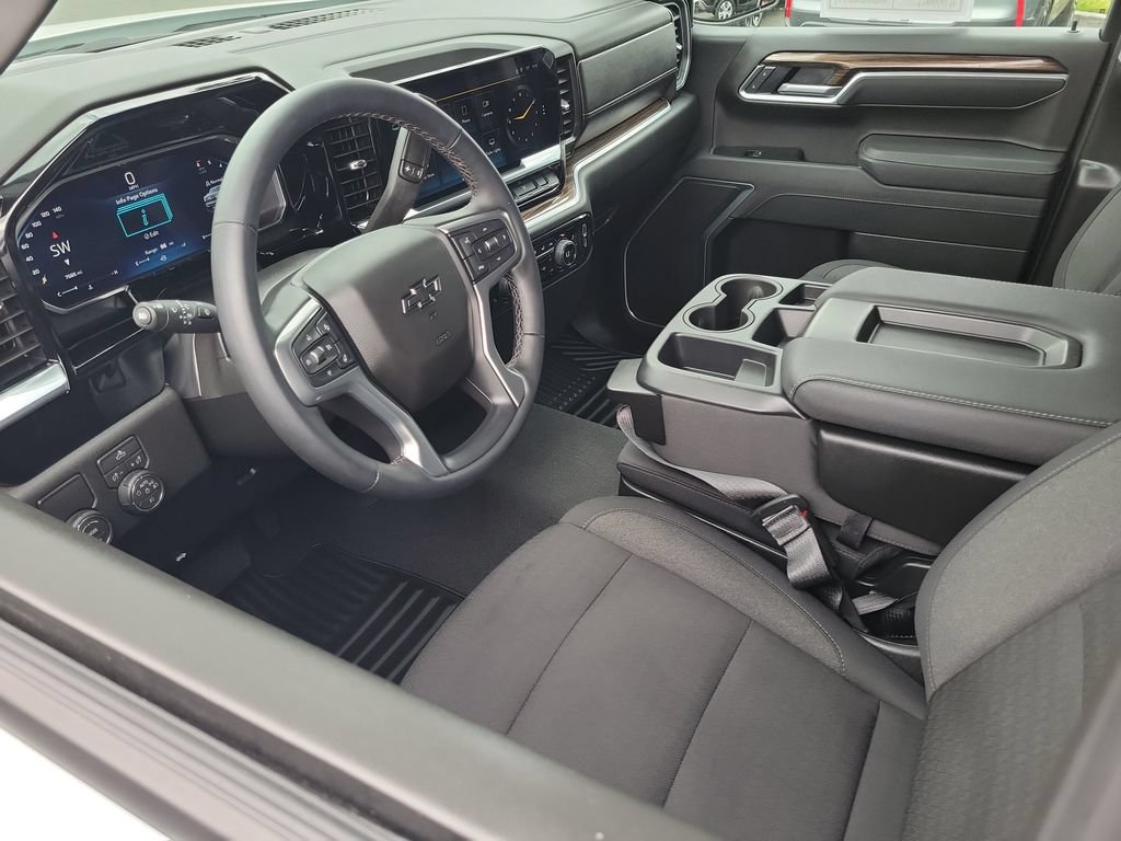 Used 2026 Chevrolet Silverado 1500 RST w/ RST Select Package RWD image 3