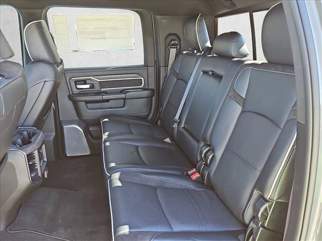 New 2026 RAM 3500 Laramie AWD/4WD image 17