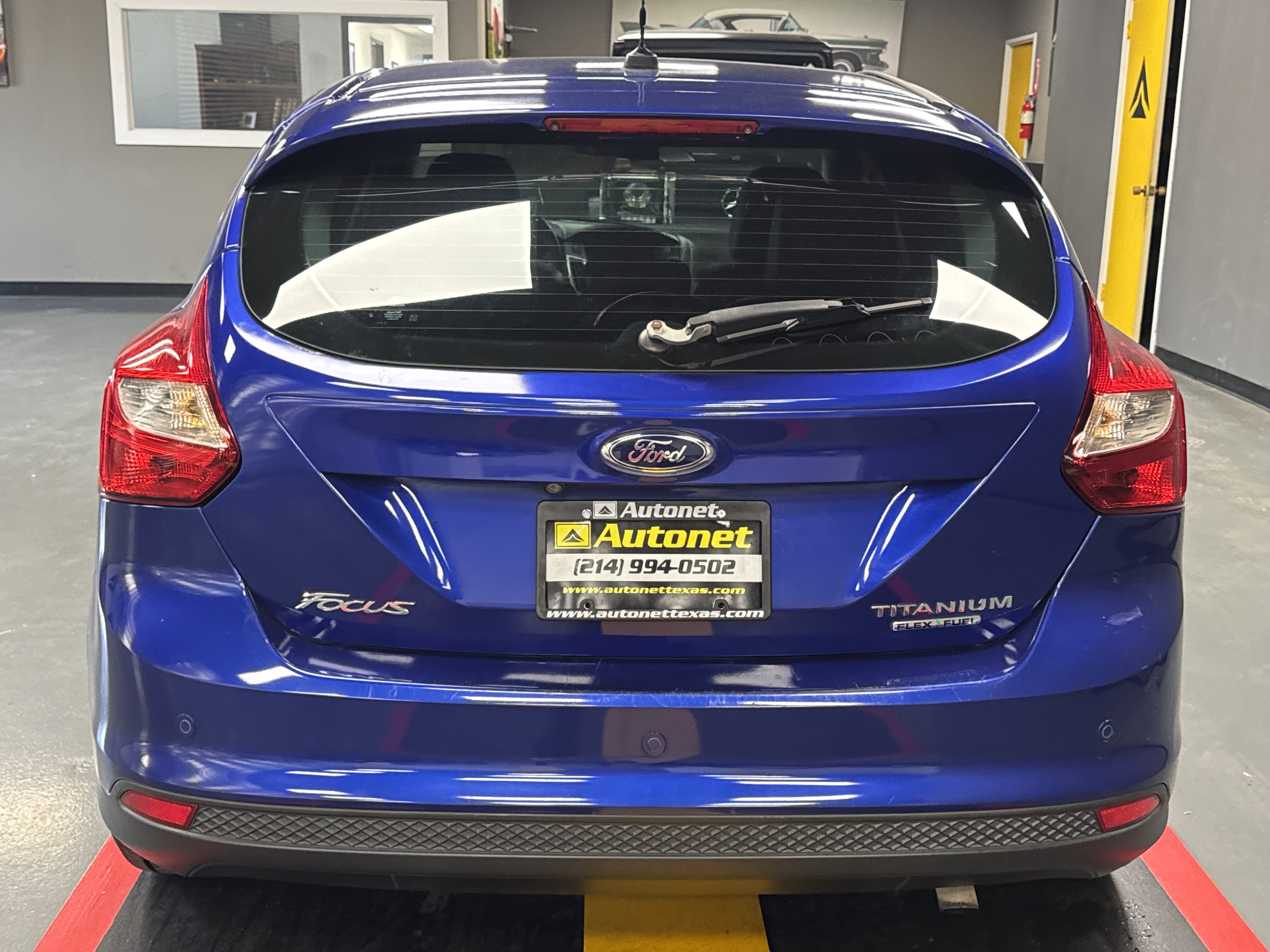Used 2014 Ford Focus Titanium FWD image 4