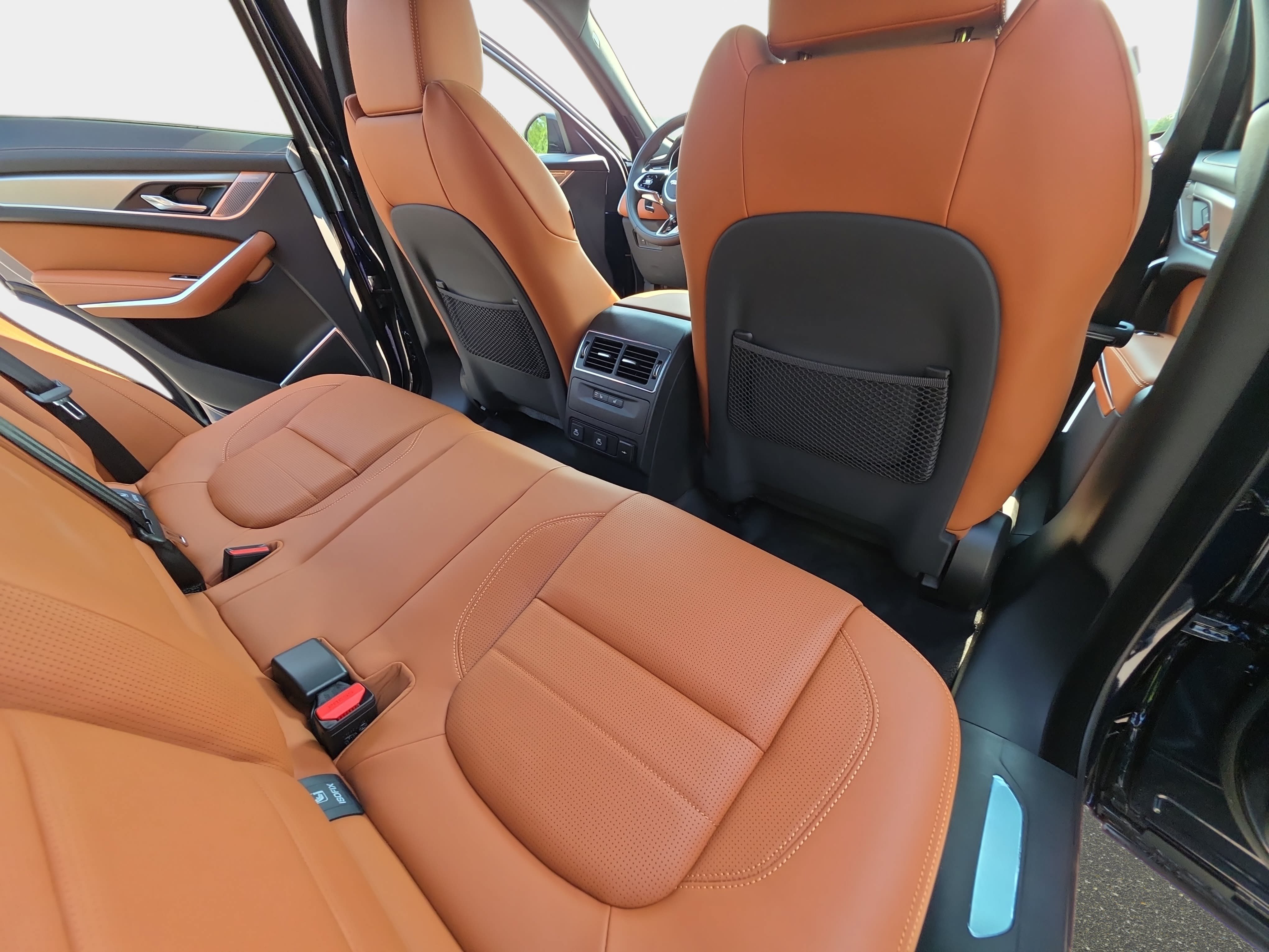 New 2026 Jaguar F-PACE R-Dynamic S AWD/4WD image 11