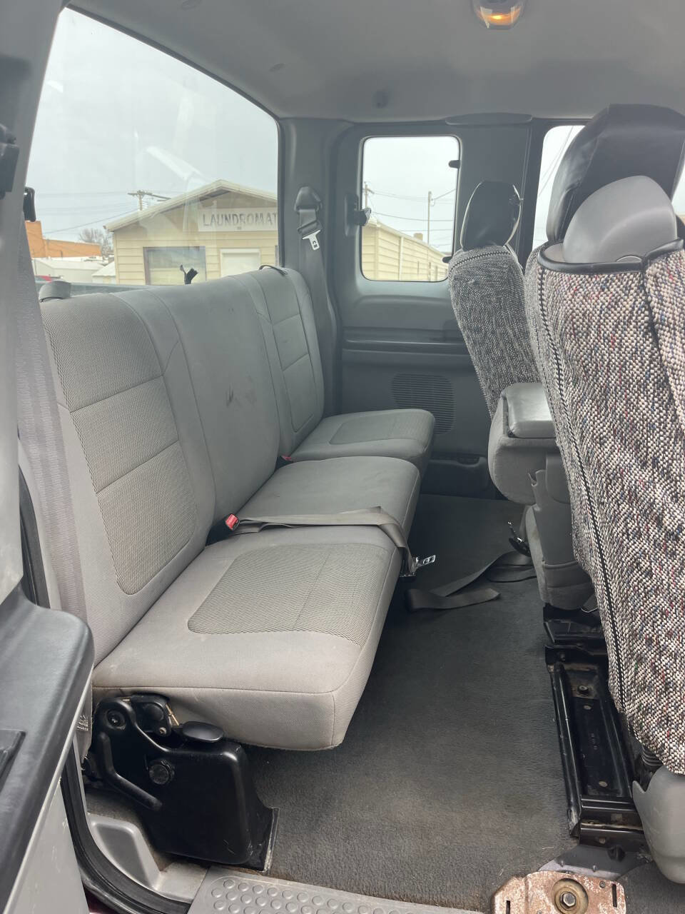 Used 2006 Ford F350 XLT image 6