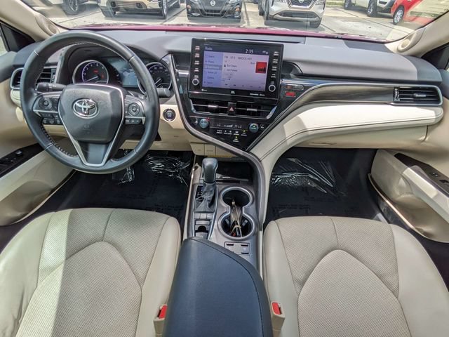 Used 2021 Toyota Camry XLE w/ Navigation Package FWD image 15