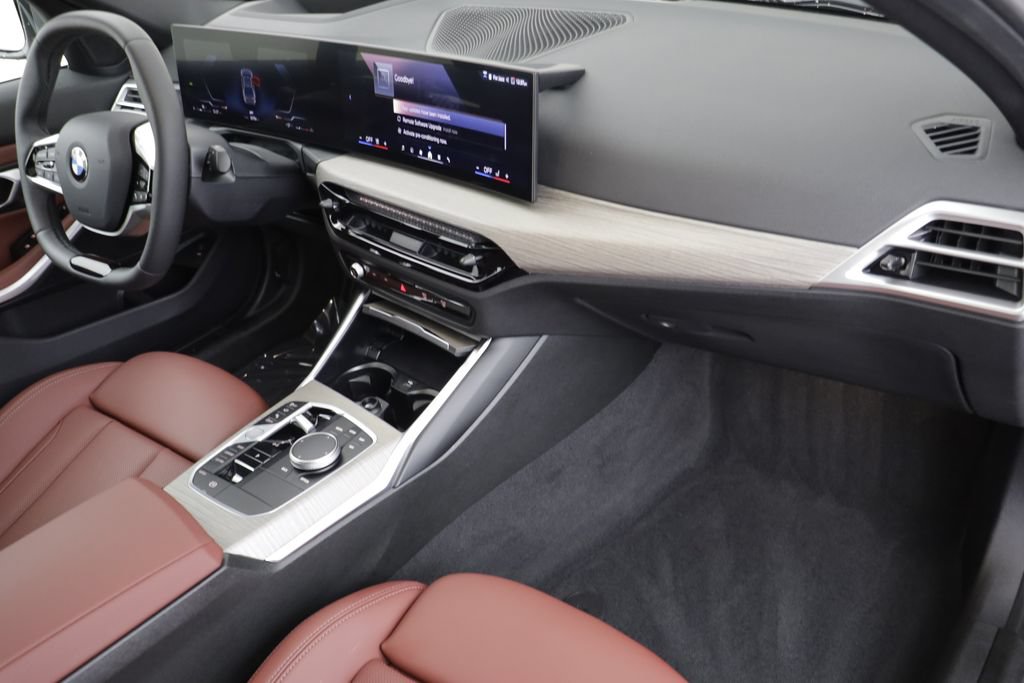 Certified 2026 BMW 330i xDrive Sedan AWD/4WD image 19