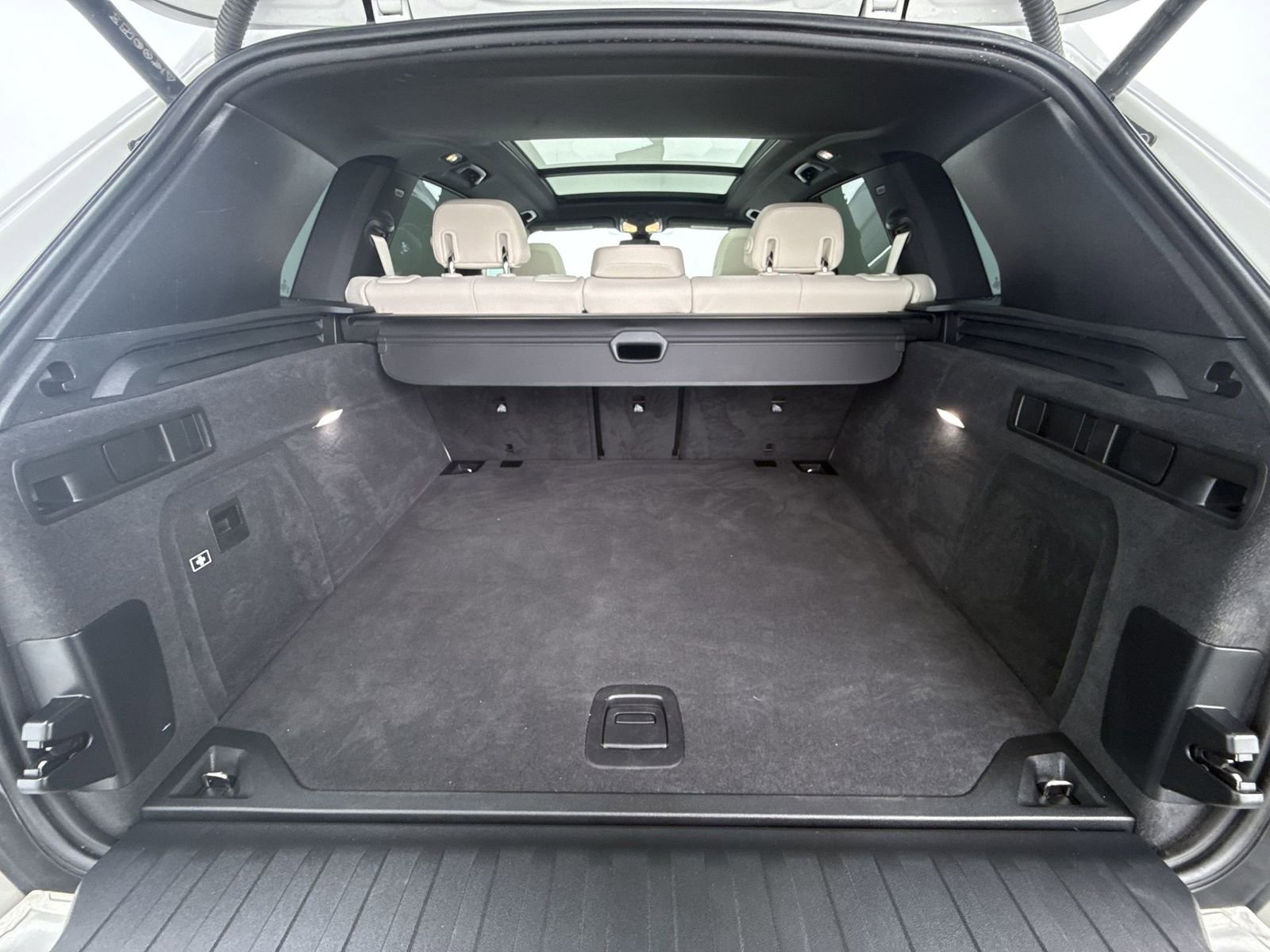 Used 2021 BMW X5 xDrive40i w/ M Sport Package image 35