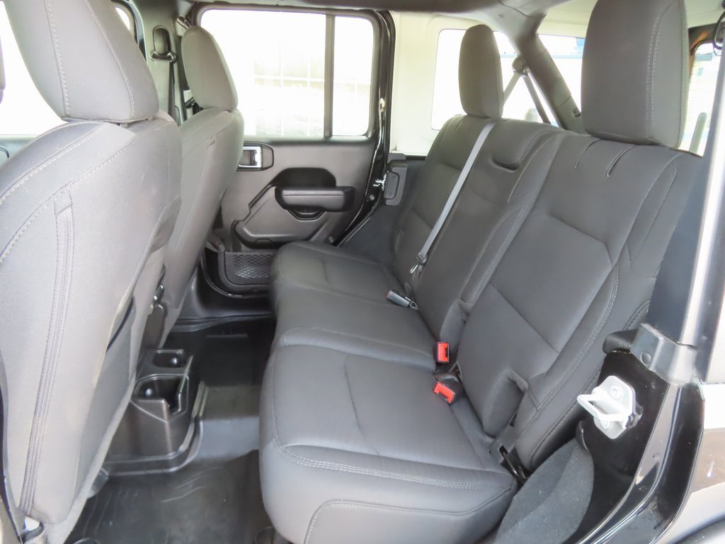 Used 2022 Jeep Wrangler Unlimited Sport image 28