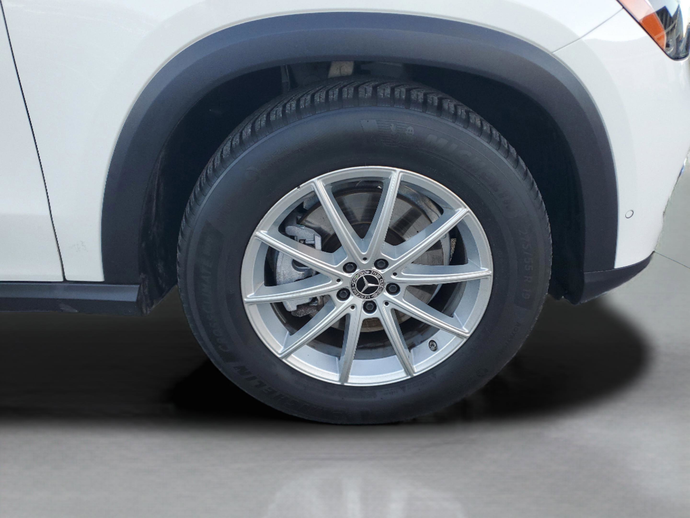 Used 2025 Mercedes-Benz GLE 350 4MATIC image 7