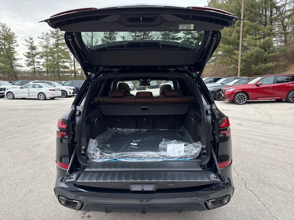 New 2026 BMW X5 xDrive50e image 24