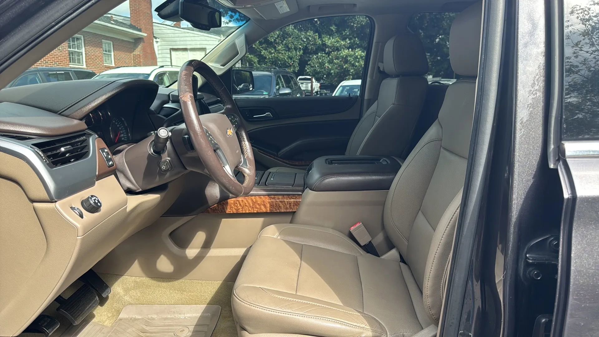 Used 2016 Chevrolet Tahoe LTZ image 10