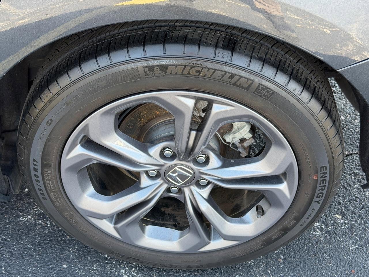 Certified 2023 Honda Accord EX image 10