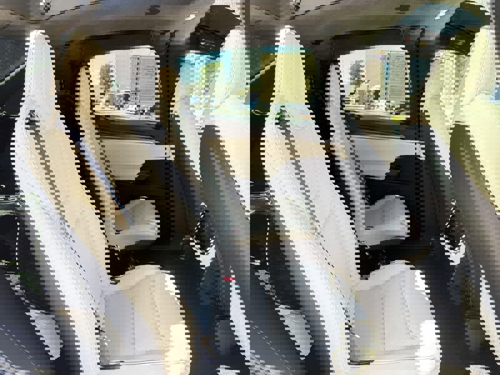 Used 2022 Tesla Model X Plaid image 33