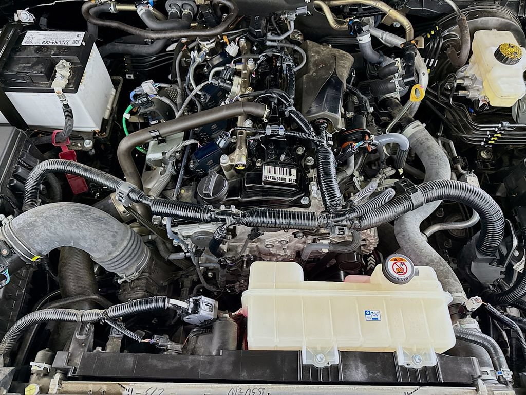 Used 2025 Toyota Tacoma SR5 RWD image 28