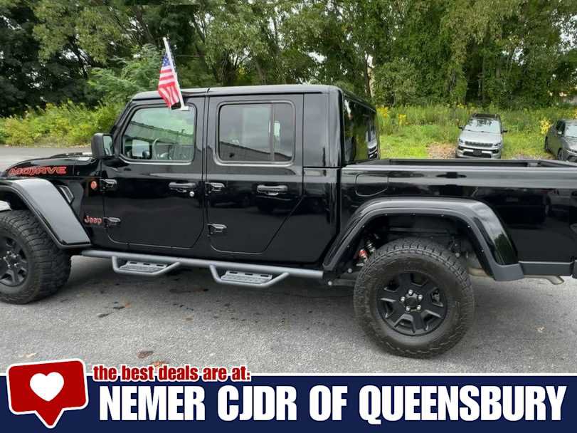 Used 2022 Jeep Gladiator Mojave w/ LED Lighting Group AWD/4WD image 6