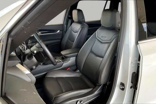 Used 2024 Cadillac XT6 Premium Luxury w/ Technology Package image 15