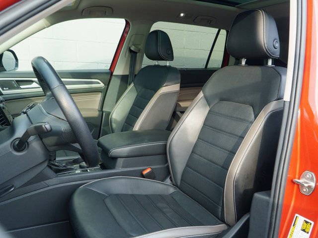 Used 2023 Volkswagen Atlas SEL Premium image 5