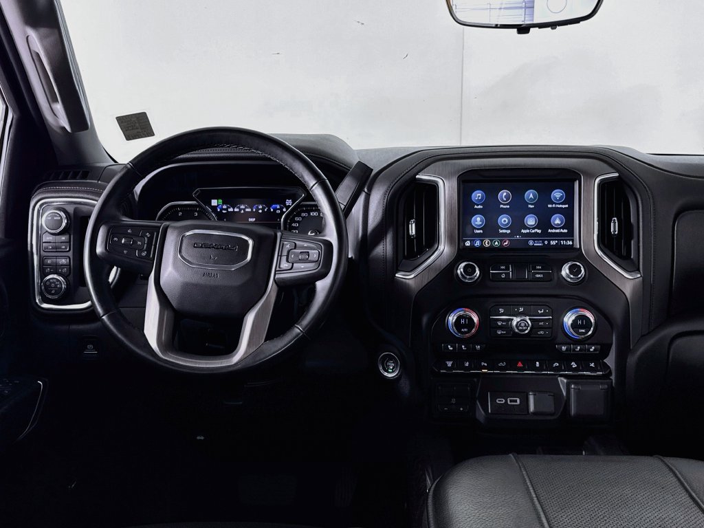 Used 2023 GMC Sierra 3500 Denali w/ Denali Ultimate Package AWD/4WD image 16