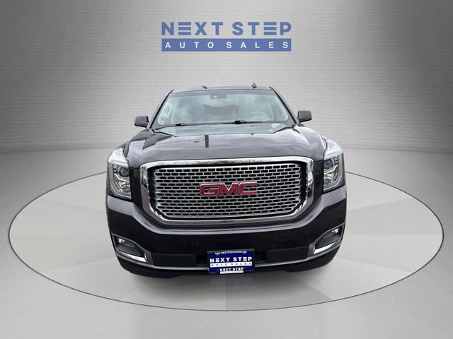Used 2017 GMC Yukon Denali w/ Open Road Package AWD/4WD image 2