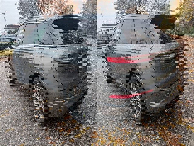 New 2026 Lincoln Corsair Grand Touring image 2