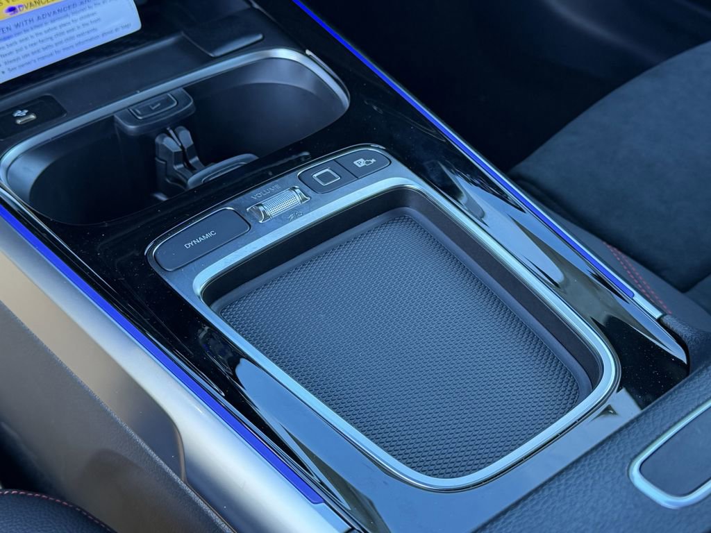 New 2026 Mercedes-Benz GLB 35 AMG 4MATIC image 24